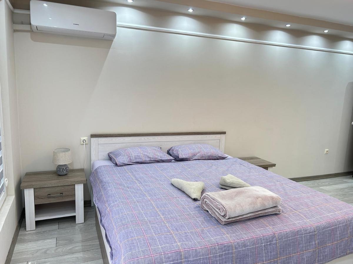 Apartament Deluxe Karina-Free Parking ブルガス エクステリア 写真